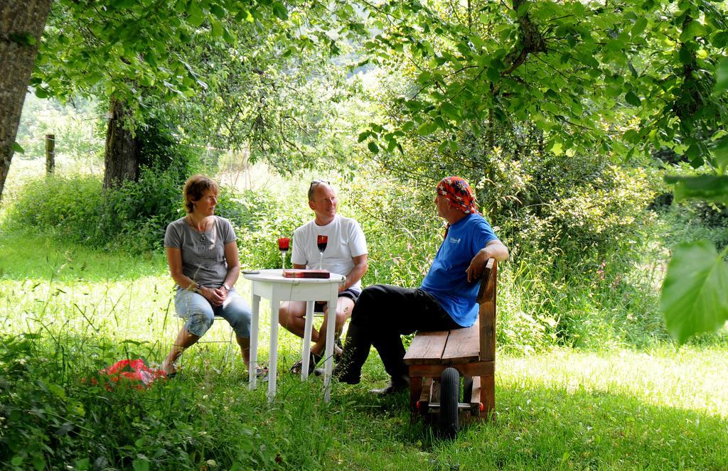 Le Vertige Bed & Breakfast Échandelys Eksteriør bilde