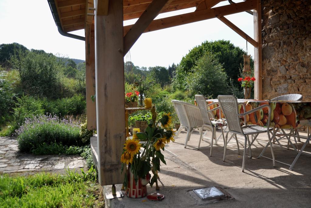 Le Vertige Bed & Breakfast Échandelys Eksteriør bilde